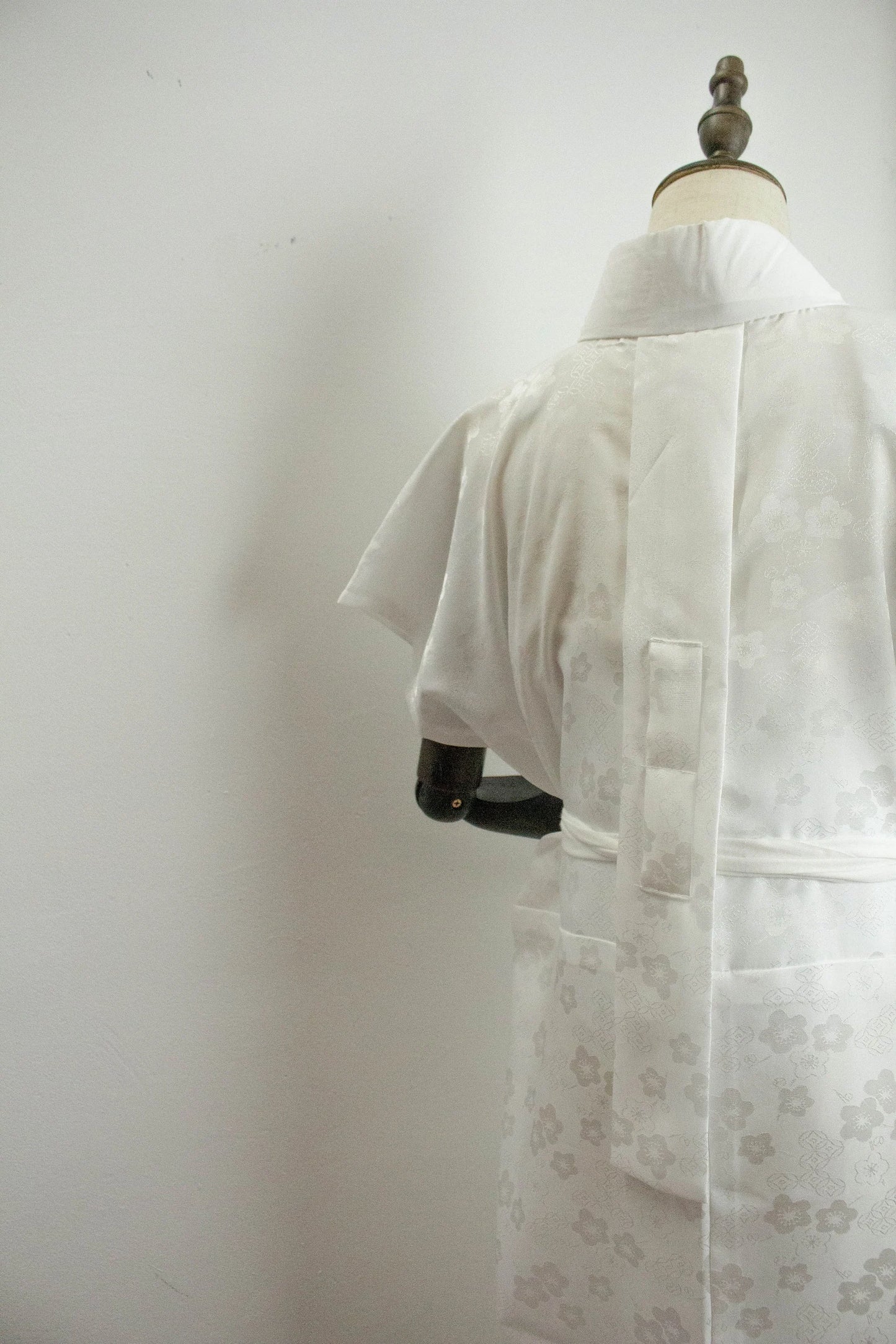 Versatile Juban for Both Furisode & Short Sleeve Kimono