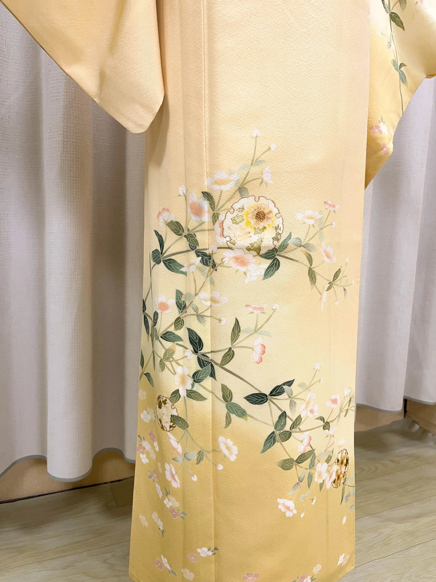 Rank A- Vintage Houmongi Kimono, HA93
