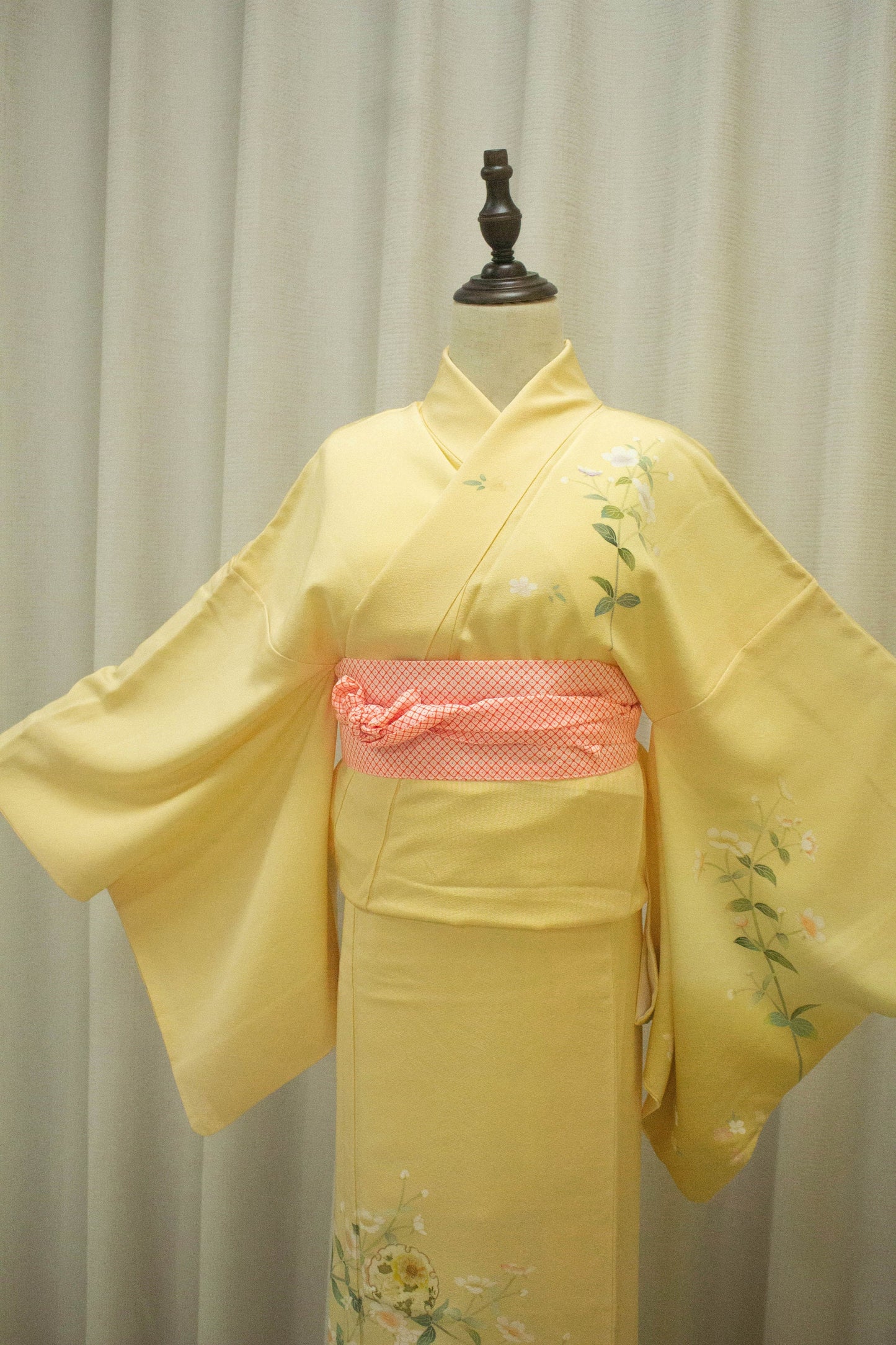 Rank A- Vintage Houmongi Kimono, Silk Kimono, HA93