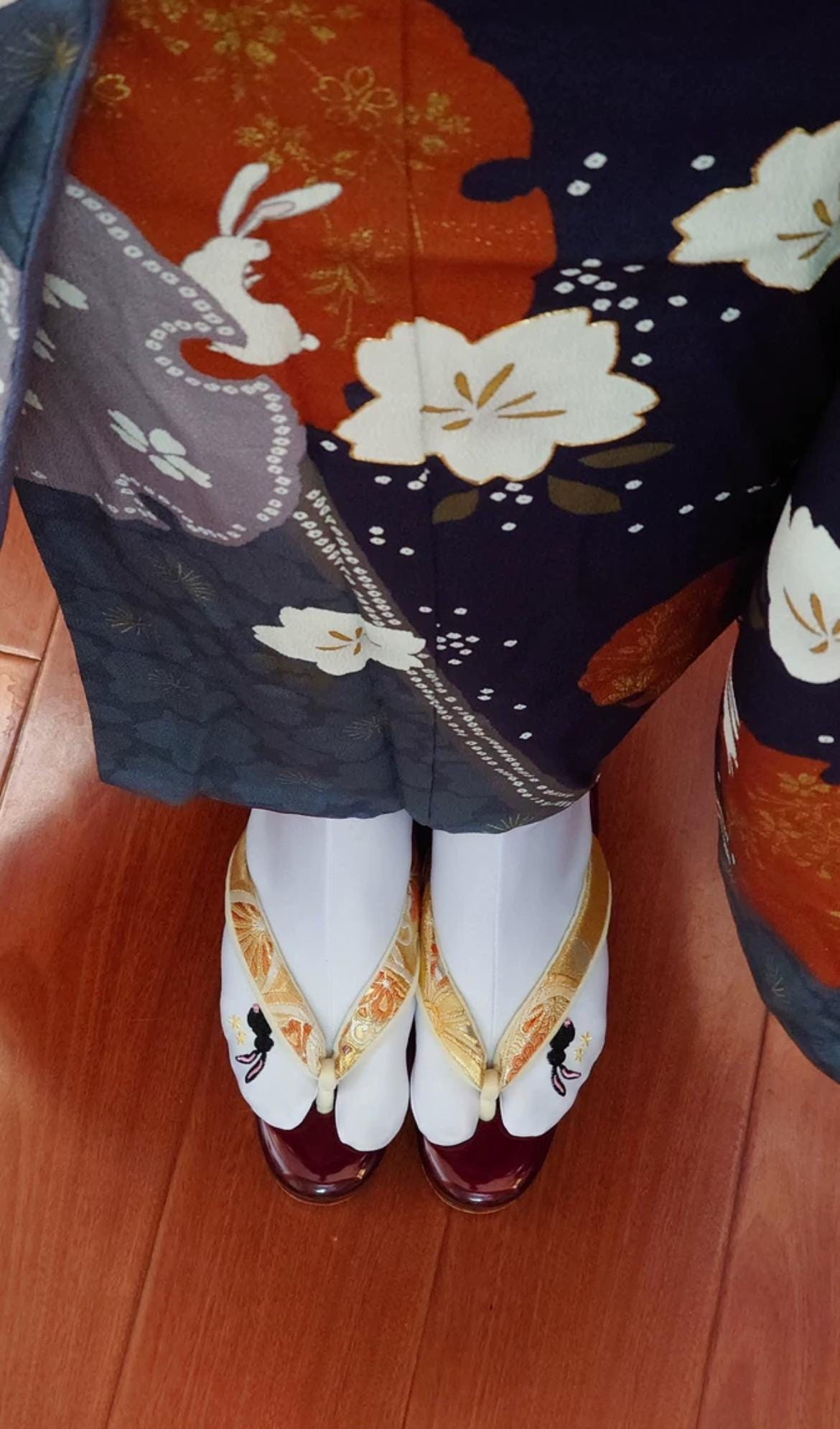 Flexible Tabi Socks, Polyester White Tabi Socks with Embroidery, EU34-35/36-39