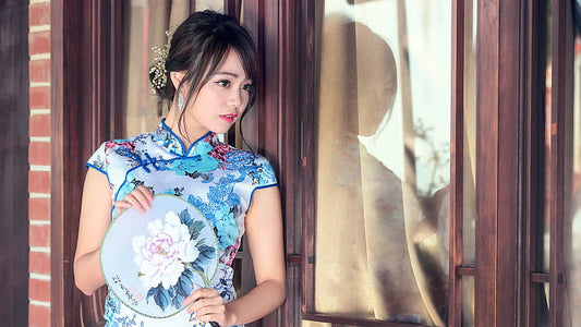 Introducing Qipao: Exploring the History, Characteristics, and Types of China's Iconic Dress