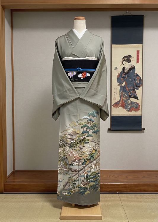 Rank A Vintage Iro Tomesode Kimono with 3 Kamons (Family Crests)