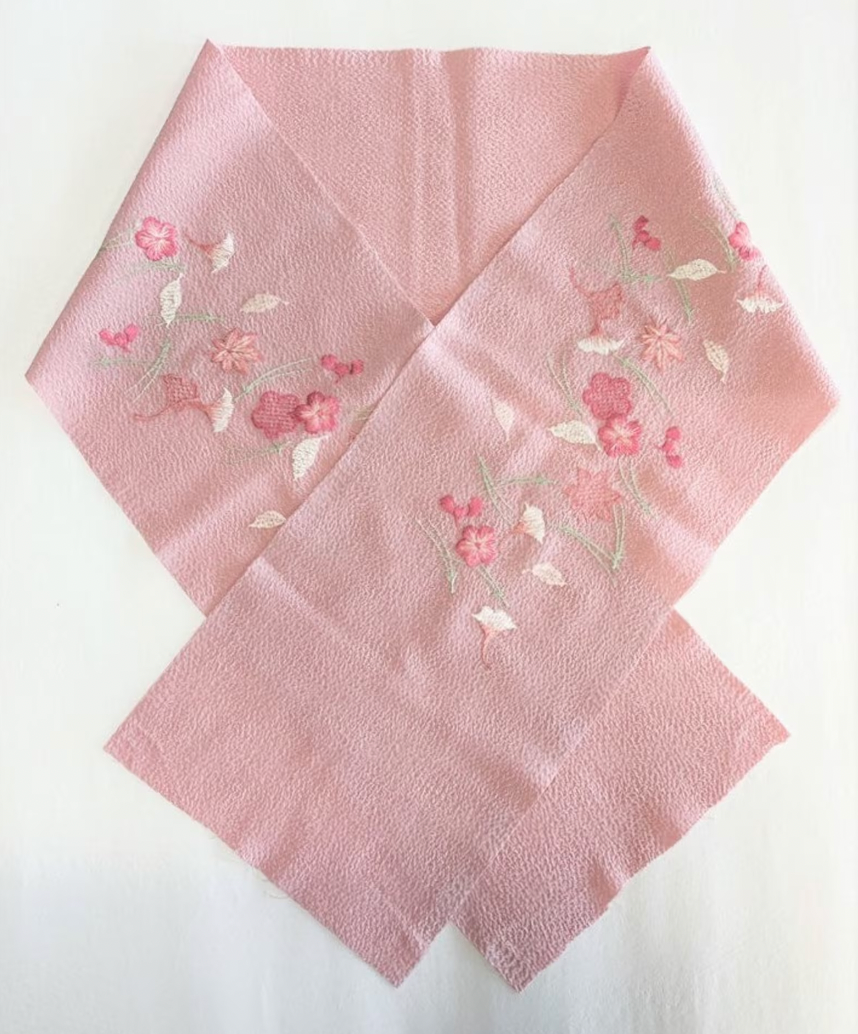 Colored Shaded Red/Pink Han-eri Collar, Kimono Collar (180cm*15.5cm), with Embroidery, HAN02