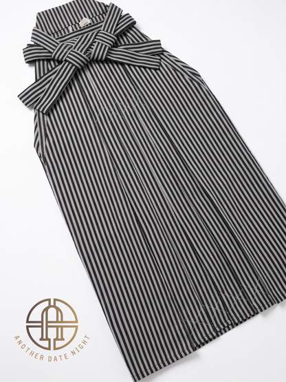 Japanese Men's Black Stripe Hakama Set