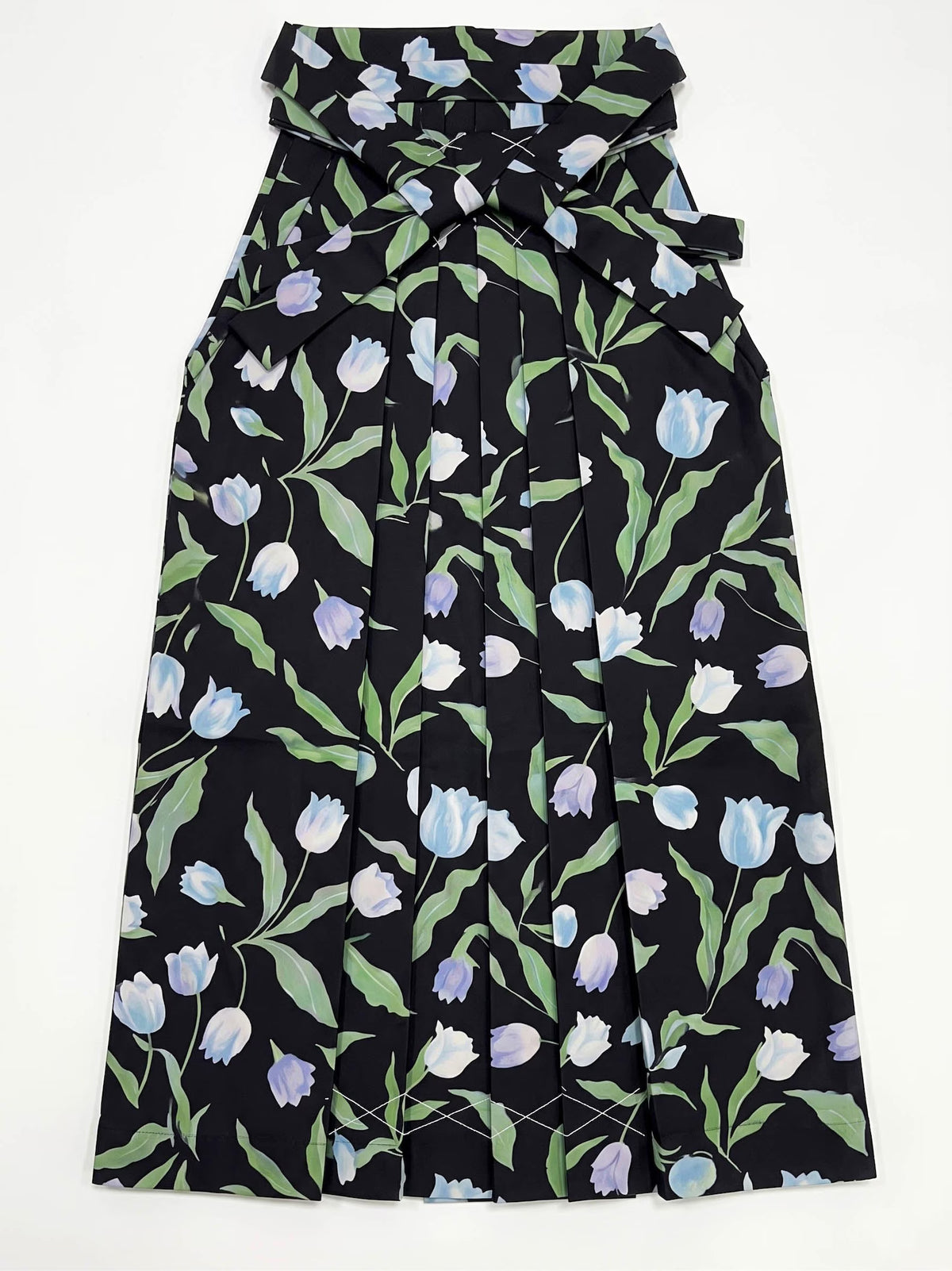 Tulip Hakama Skirt & Jacquard Kimono Set: Women's Graduation Outfit
