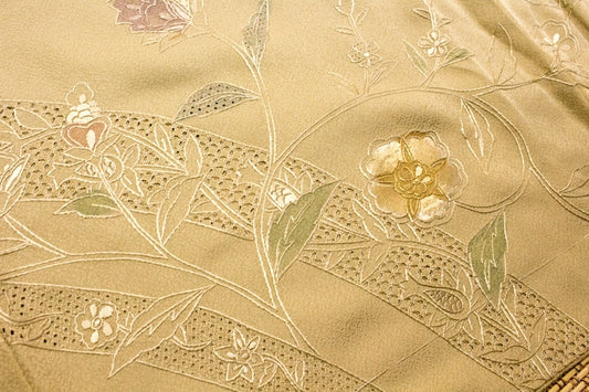 Rank A+ Vintage Silk Tsukesage Kimono,  A52