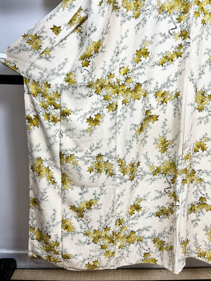 Rank A+ Japanese Vintage Komon Kimono Women, Silk kimono, Late Autumn Leaf, A93