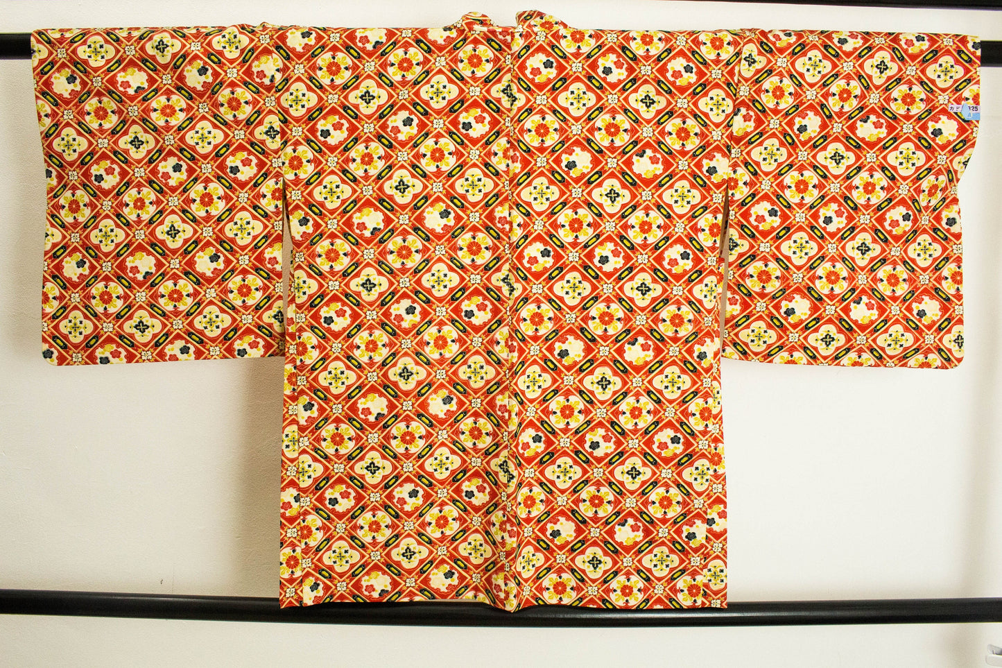 Vintage Japanese Silk Haori Jacket: Floral Print, Rank A+ (HA23)