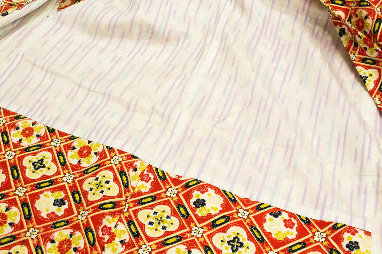 Vintage Japanese Silk Haori Jacket: Floral Print, Rank A+ (HA23)