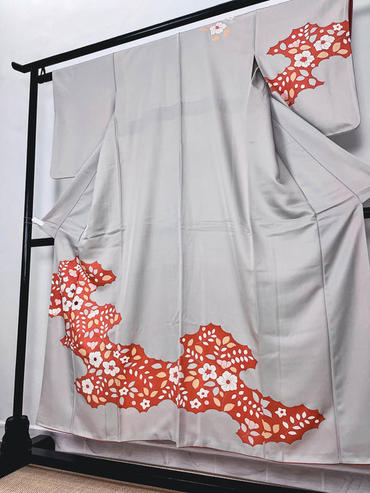 Vintage Grey Silk Tsukesage kimono, Rank A, A04
