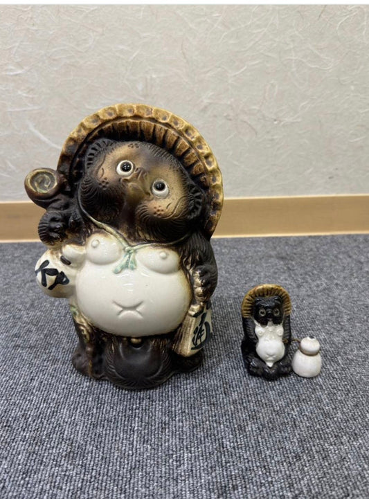 Vintage Shigaraki Yaki Tanuki Statue Set: Japanese Raccoon Dog Ornament (S03)