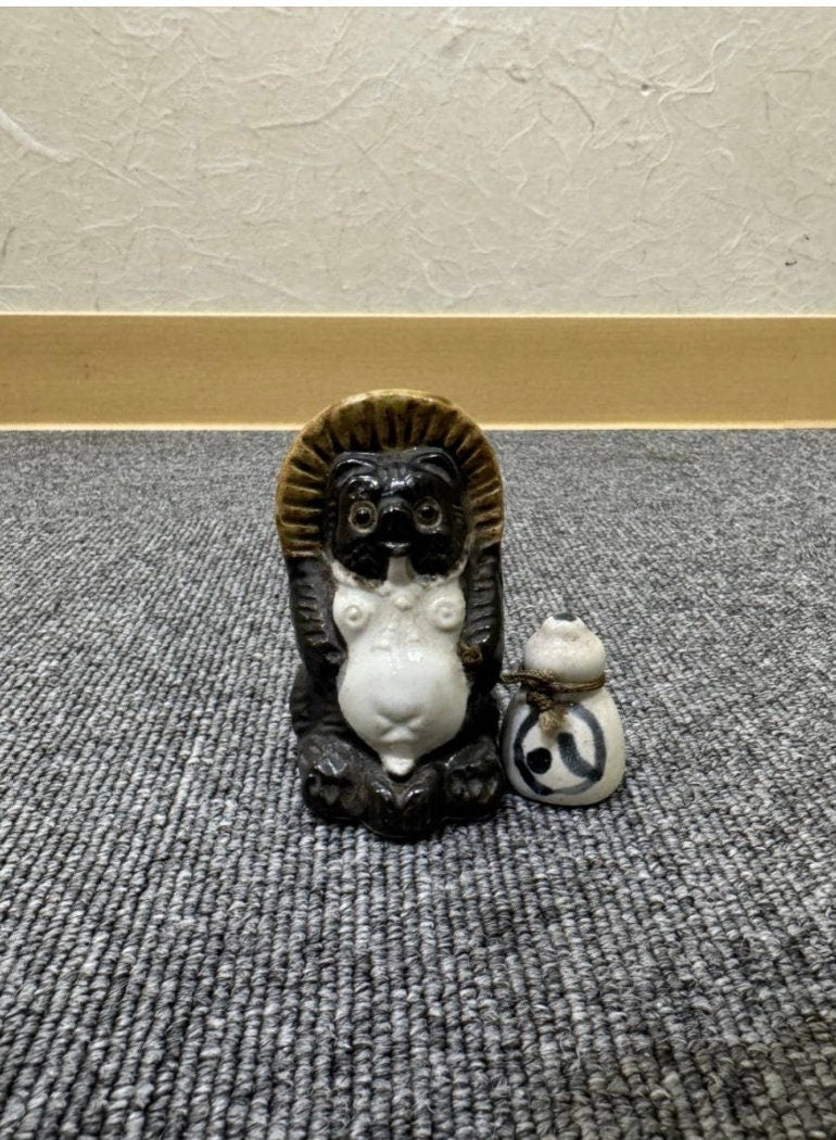Vintage Shigaraki Yaki Tanuki Statue Set: Japanese Raccoon Dog Ornament (S03)