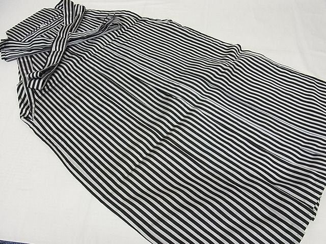 Japanese Men's Black Stripe Hakama, Koshi Himo, Tabi Socks: Kimono Pants Gift Set, Ceremonial Wear