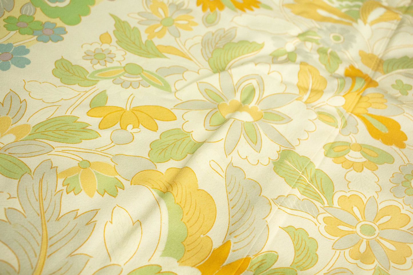 Vintage Silk Furisode Kimono: Peacock Pattern, Formal Kimono, Rank A- (A106)