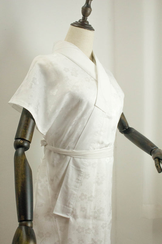 Versatile Juban for Both Furisode & Short Sleeve Kimono, with Collar Stiffener Erishin, Koshi Himo, Kimono Undergarment/Underwear Gift Set