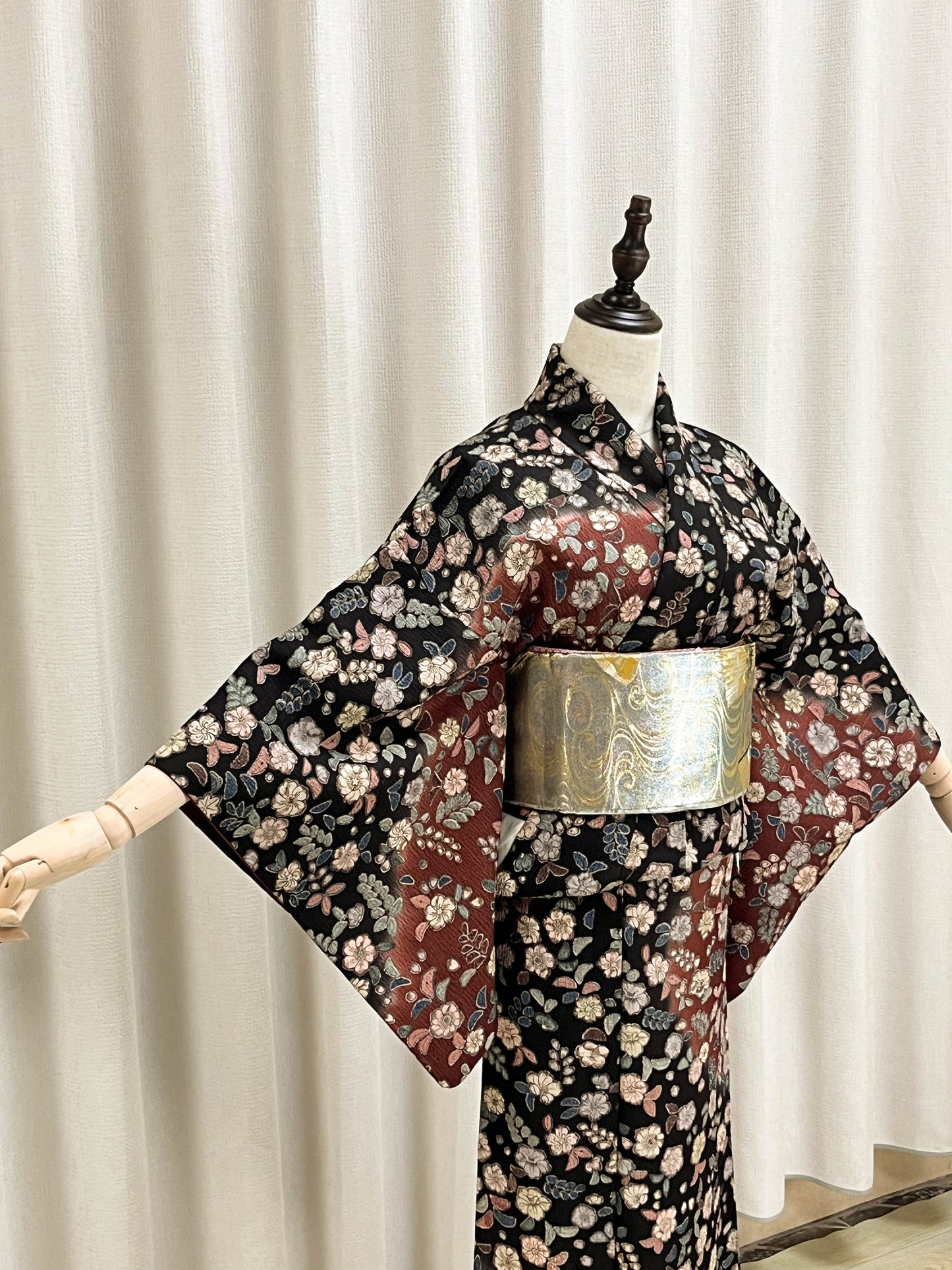 Vintage Floral Houmongi Kimono: Japanese Women's Kimono- VK008