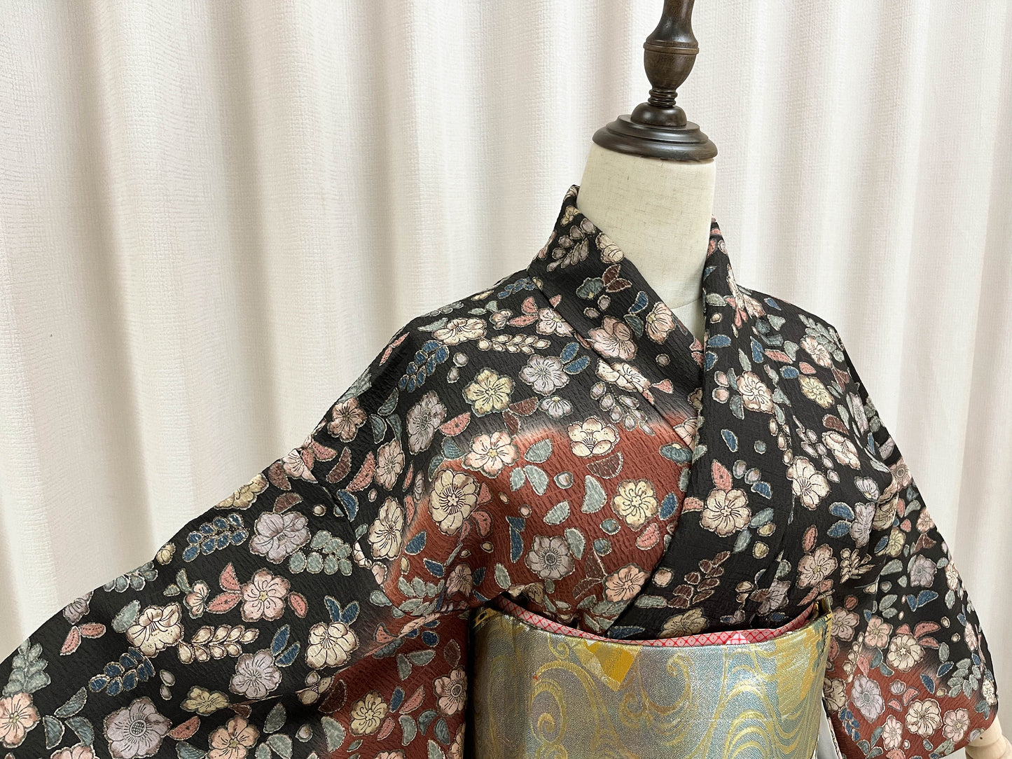 Vintage Floral Houmongi Kimono: Japanese Women's Kimono- VK008