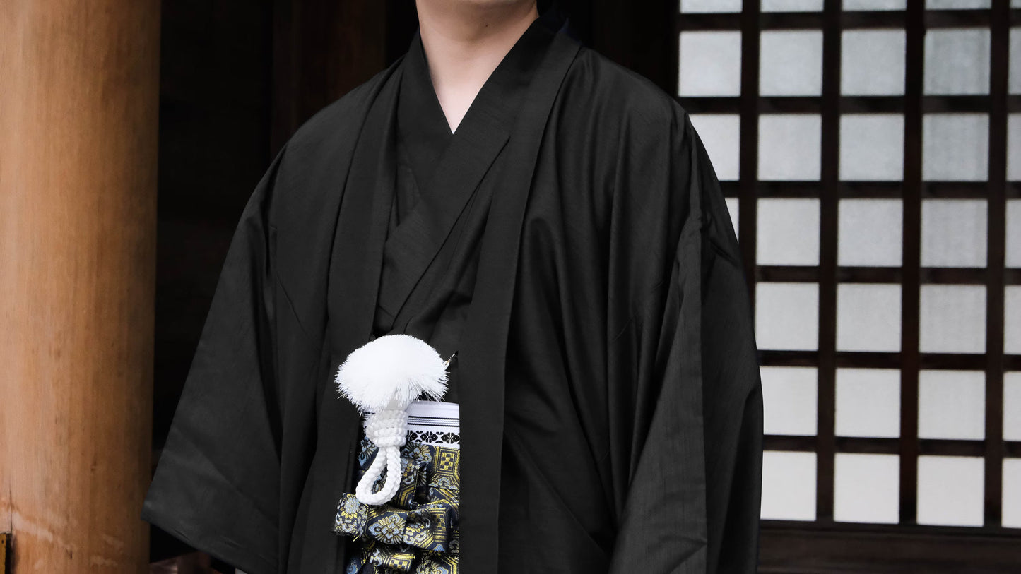 Traditional Men's Black Kimono 4PCS Set: Nagagi, Haori Jacket, Kaku Obi ,& Koshi Himo, Customisable Kamon (Family Crests) Available