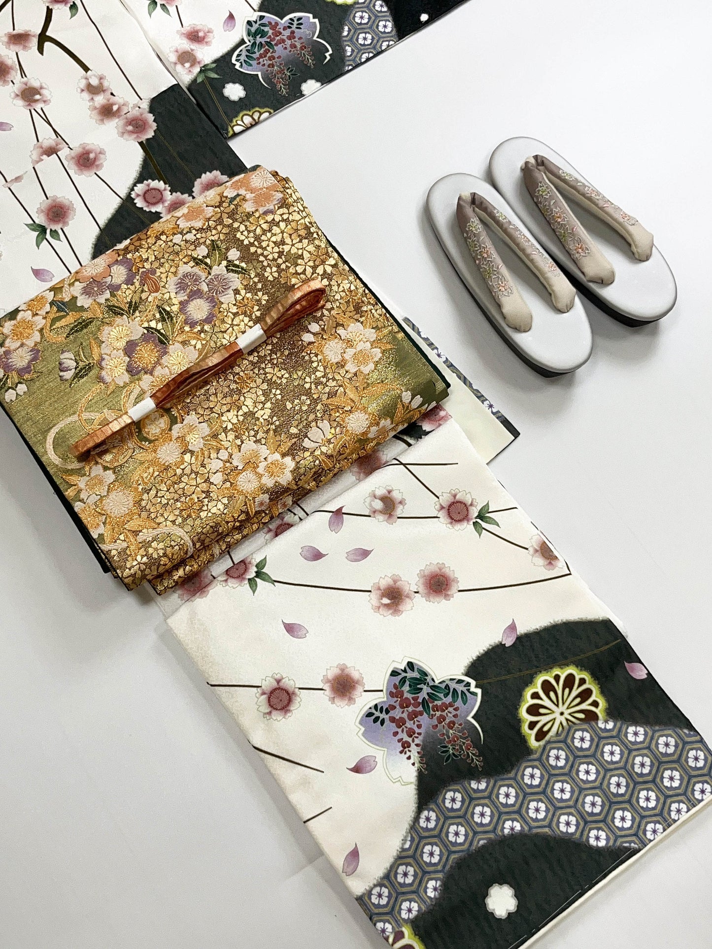 Vintage Fukuro Obi & Handmade Kimono Set: Sakura Pattern
