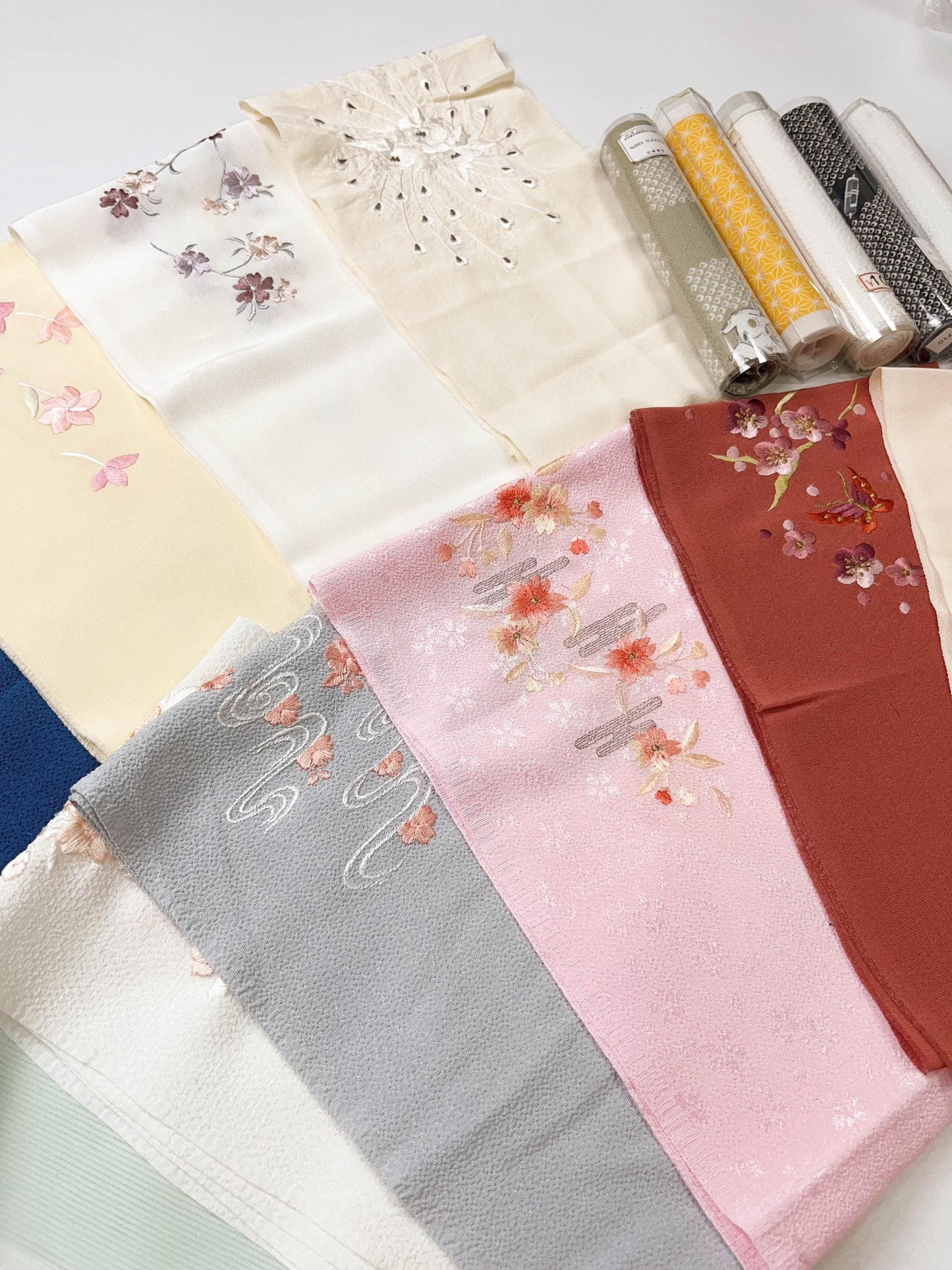 Japanese Floral Han-eri Collar: Kimono Juban Eri, H03