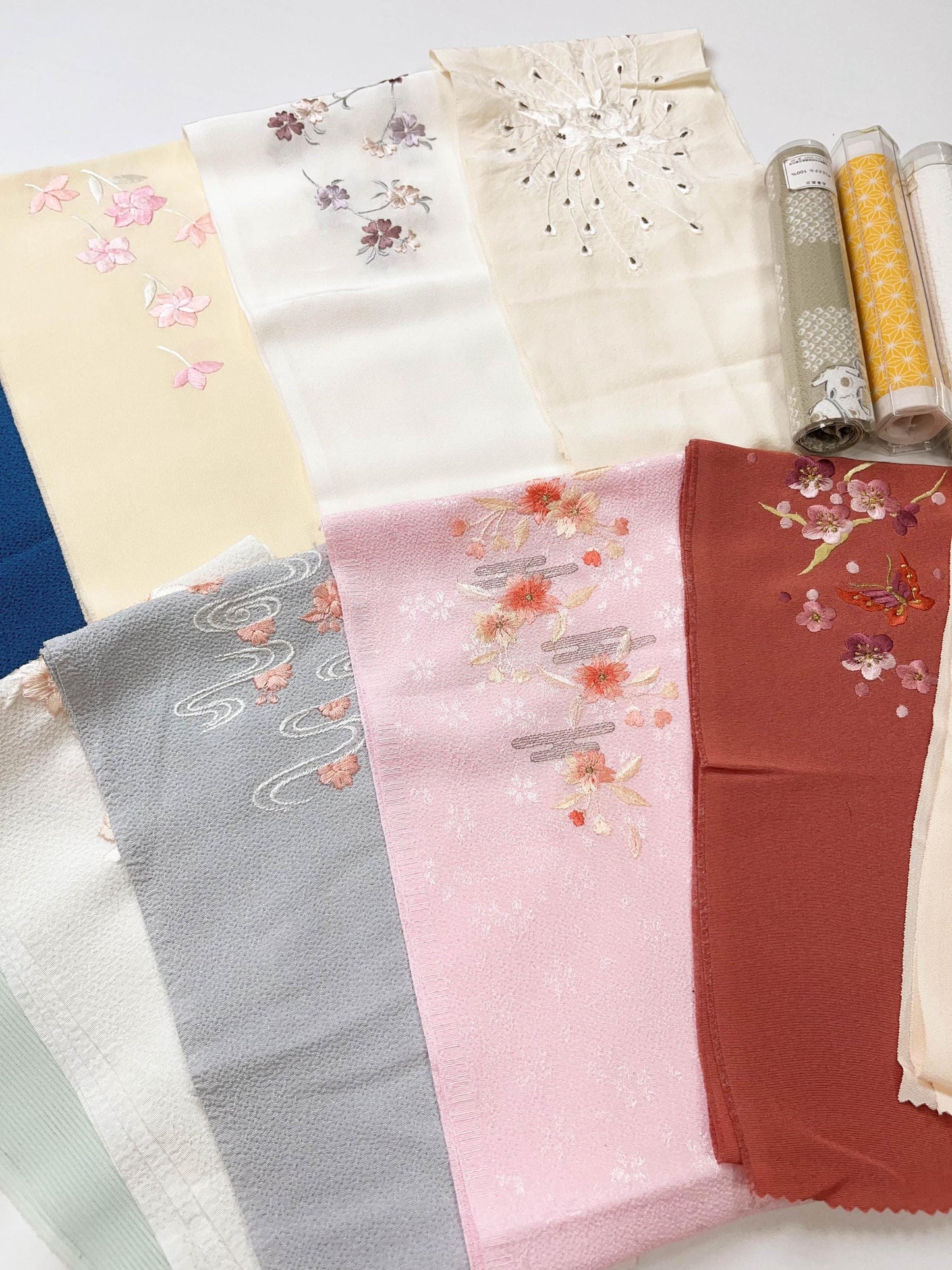 Japanese Floral Han-eri Collar: Kimono Juban Eri, H03