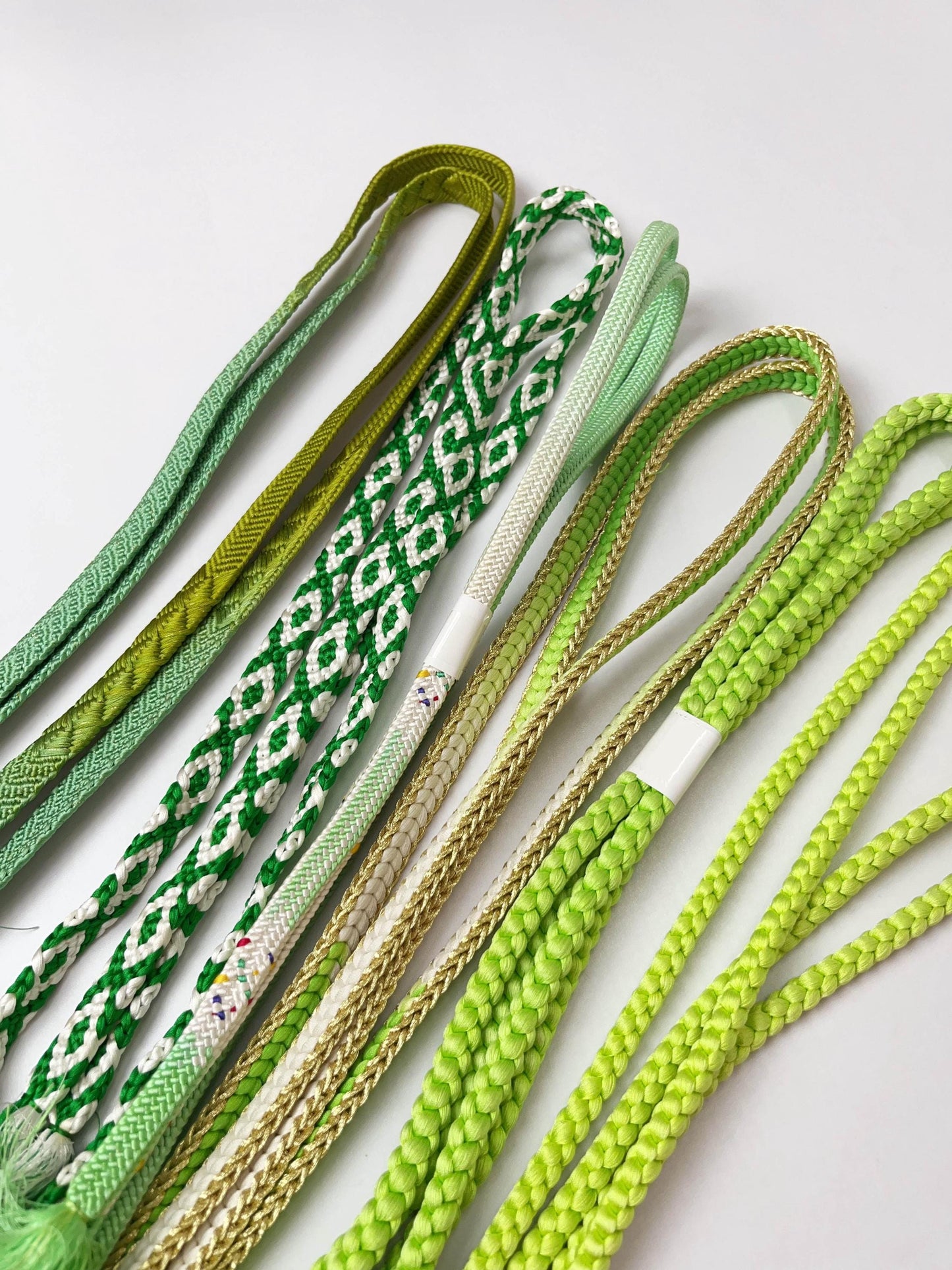 Green Silk Obijime Cord: Japanese Kimono Belt Accessory (Q7)