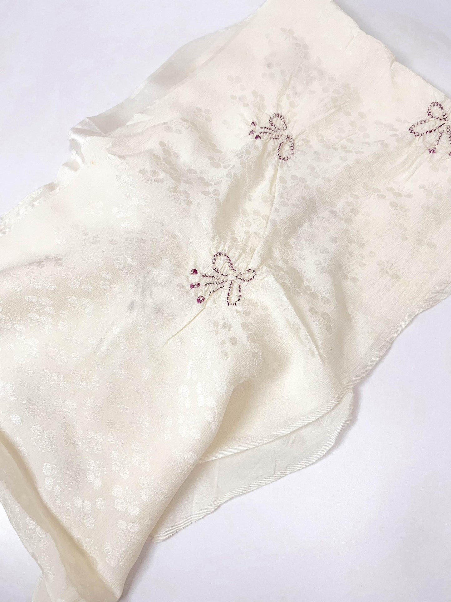 Vintage White Silk Kimono Obiage Sash - Good Condition (W3)