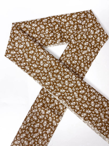 Brown Floral Cotton Han-eri: Kimono Collar Accessory