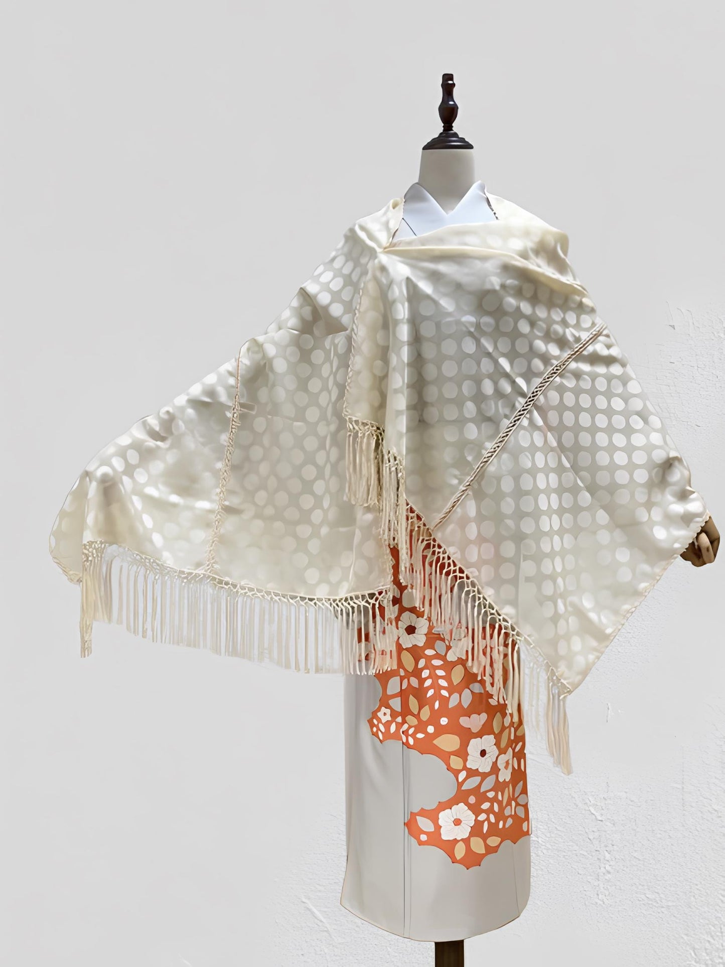 Light Yellow Kimono Shawl: Women's Fringe Outwear, Set 4C