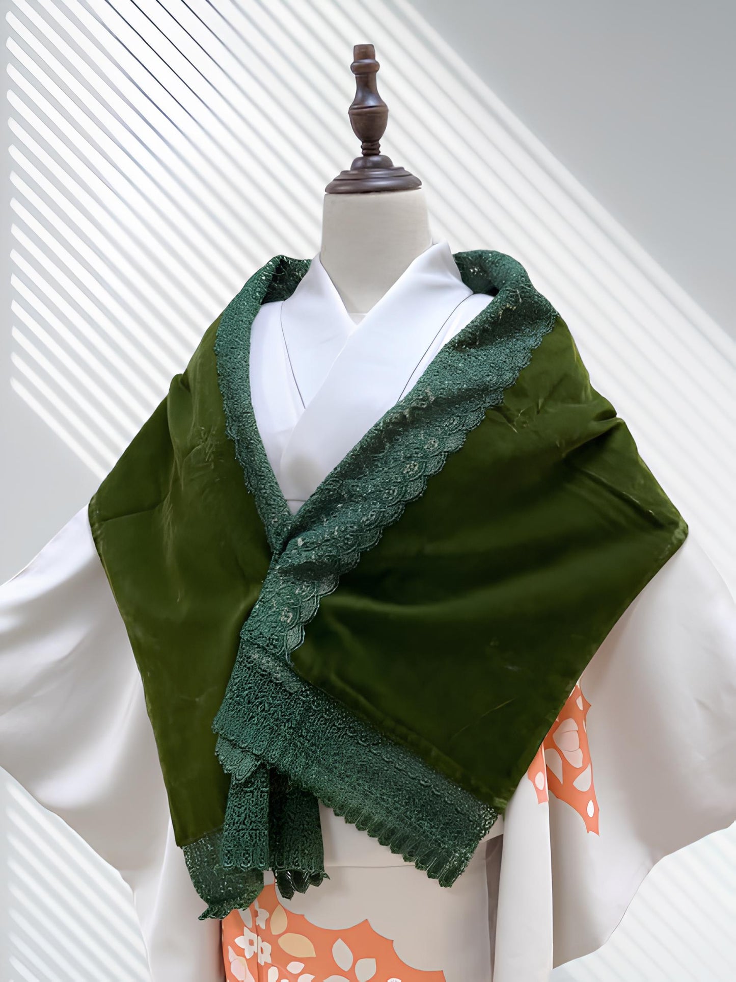 Green Velvet Kimono Shawl: Women's Lace Trim Outwear- Set 3F