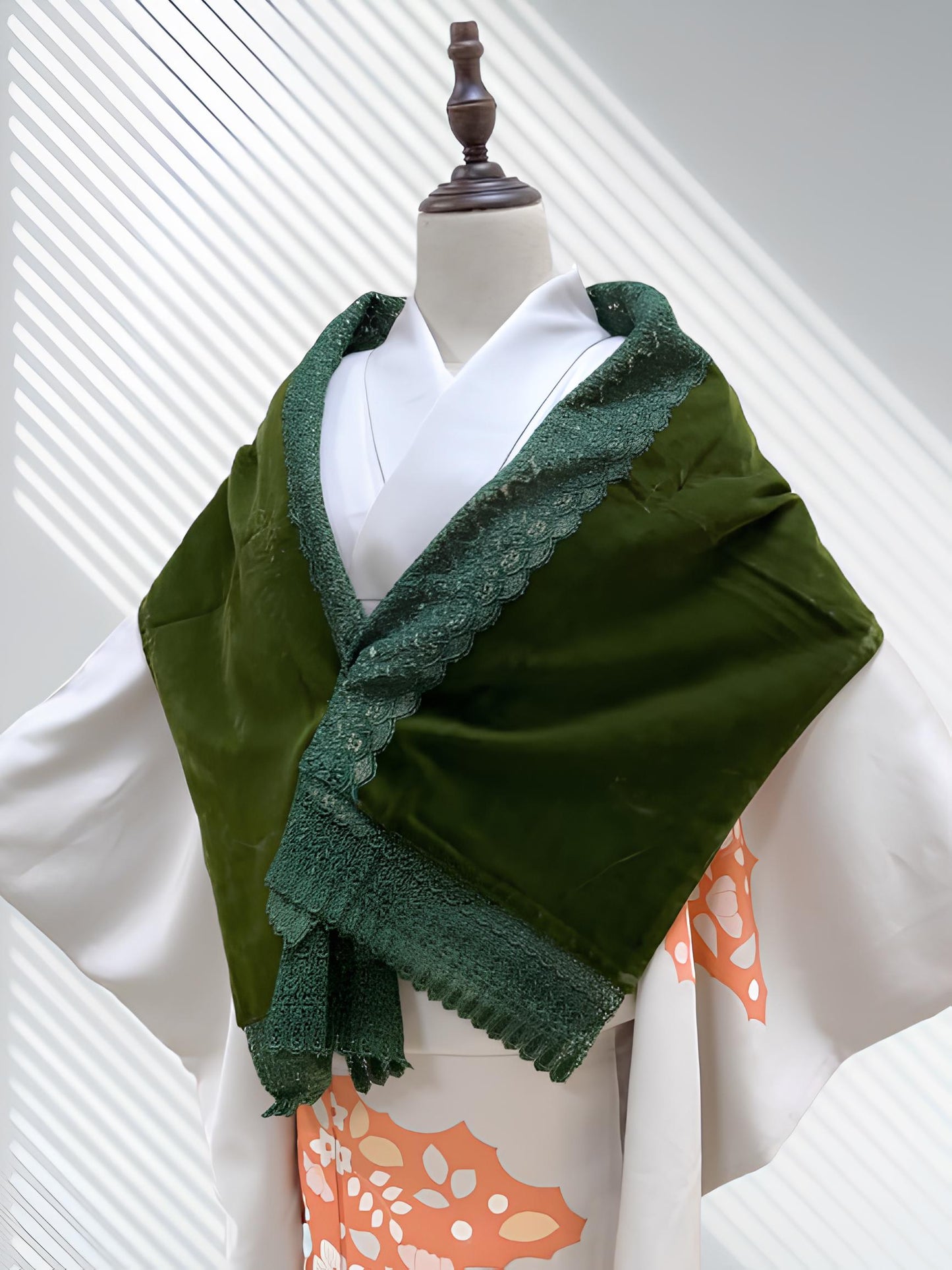 Green Velvet Kimono Shawl: Women's Lace Trim Outwear- Set 3F