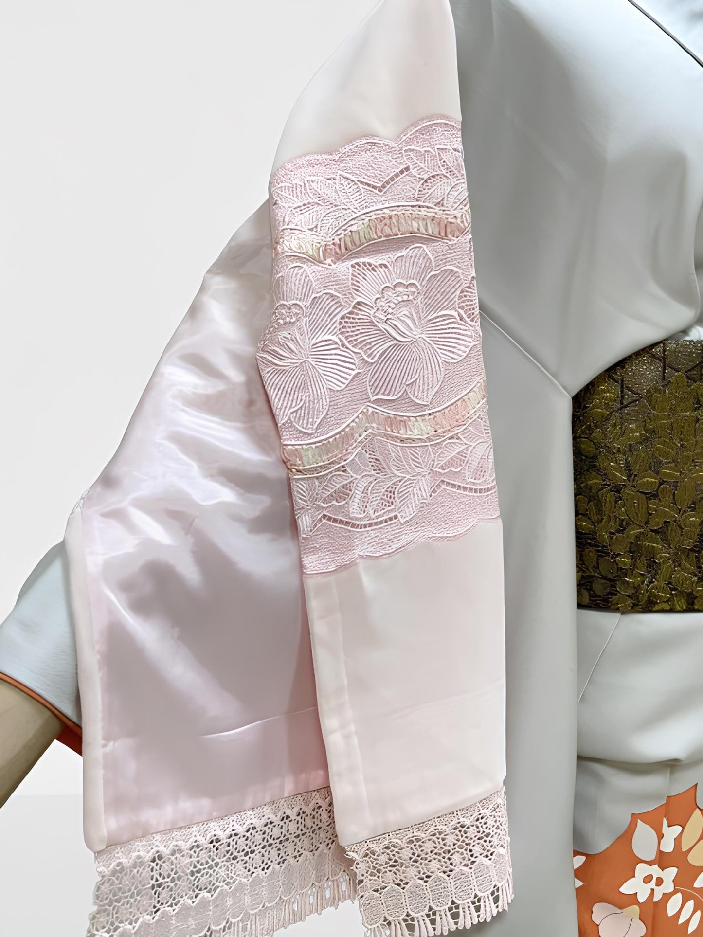 Light Pink Kimono Shawl: Women's Outwear (Rank B)- Set 5C
