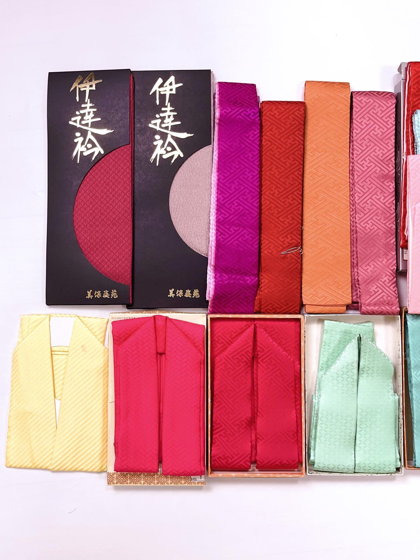 Kasane Eri Kimono Collar: Dateeri Juban Eri (H06)
