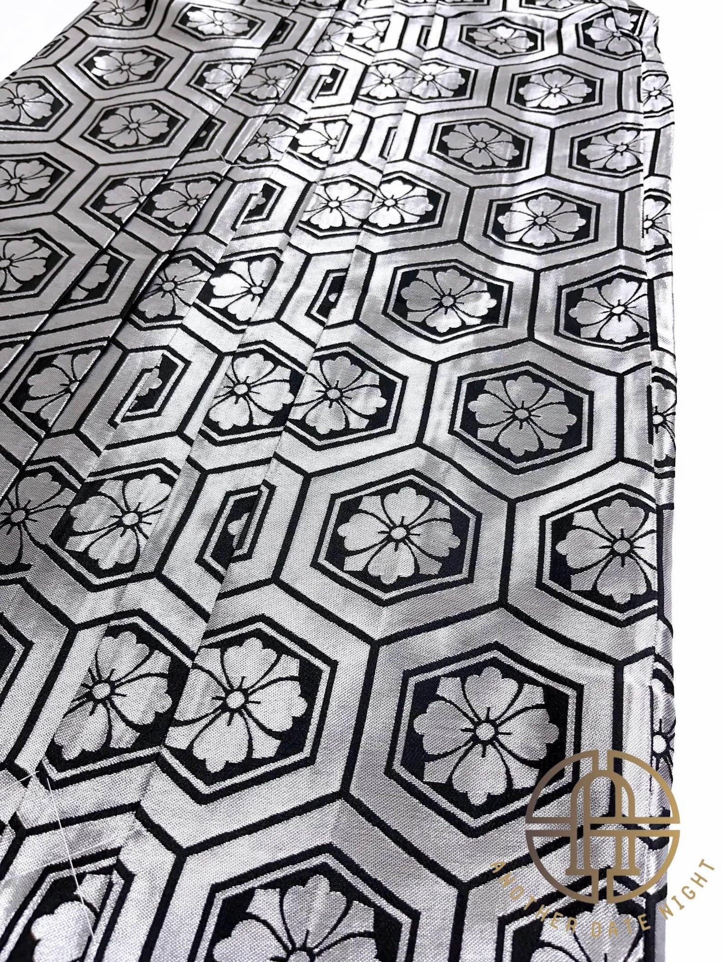 Silver Hakama Pants: Men's Japanese Kimono - Traditional Formal Wear