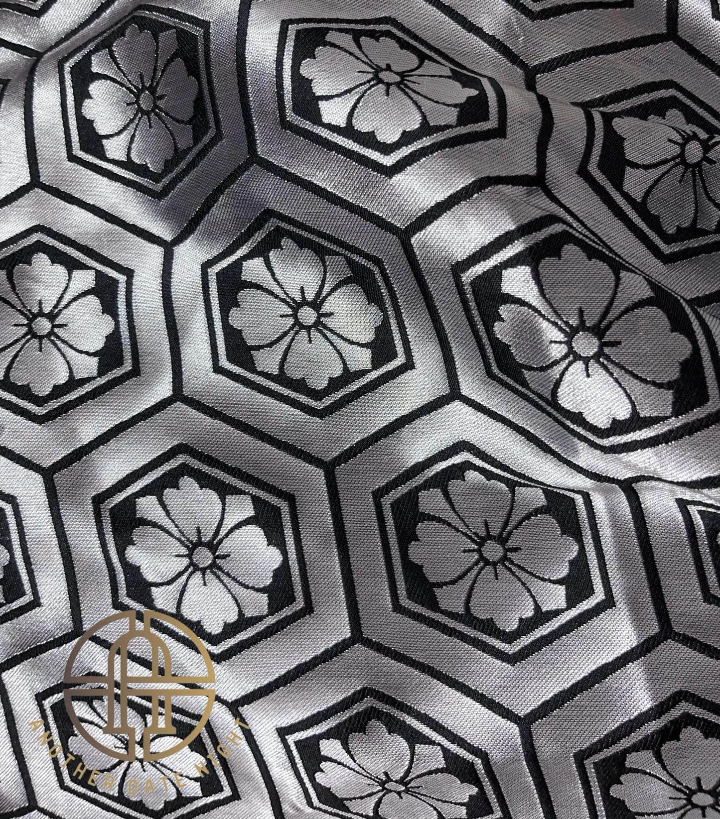 Silver Hakama Pants: Men's Japanese Kimono - Traditional Formal Wear