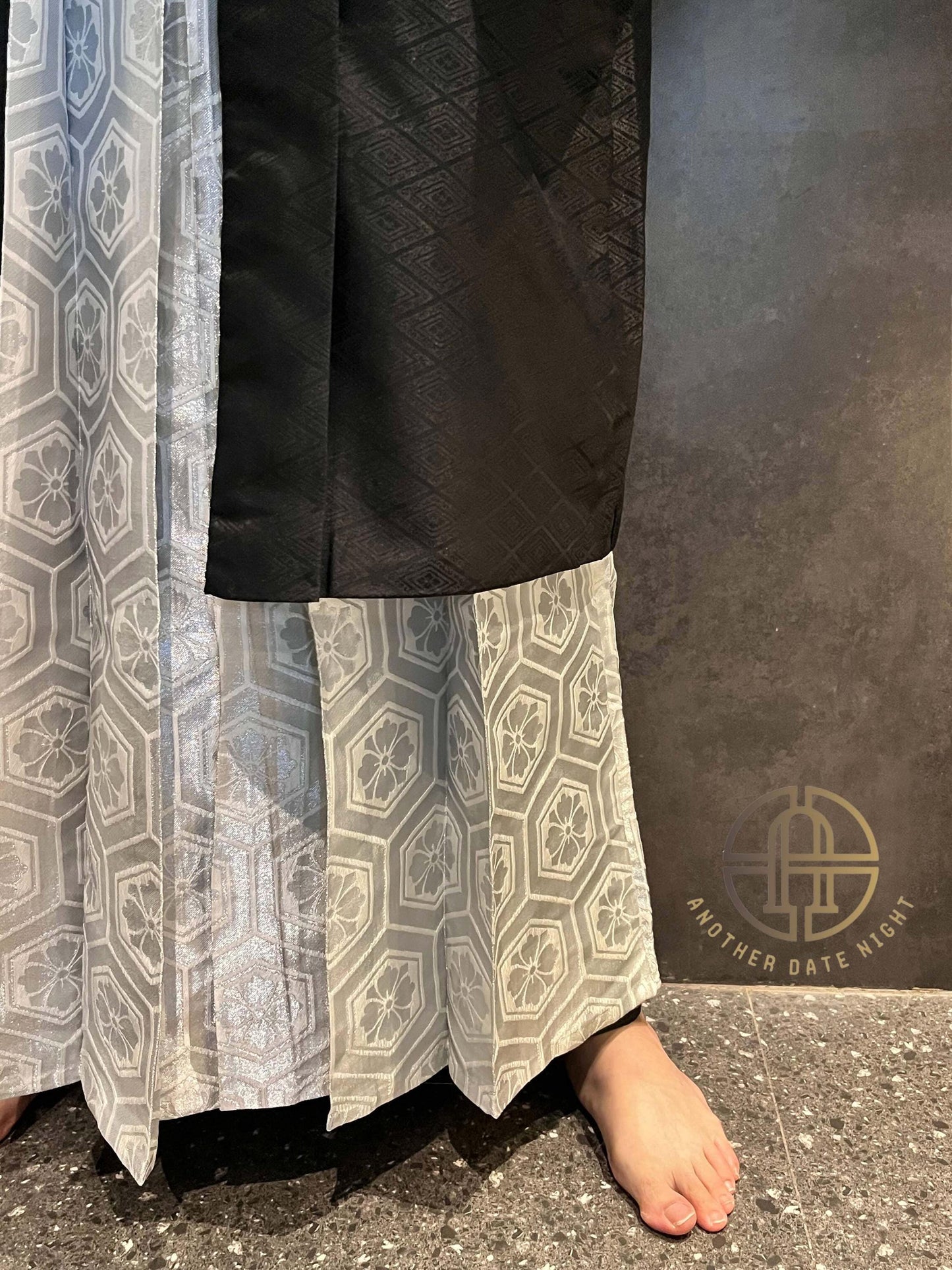 Men's Silver Hakama Pants: Traditional Japanese Kimono, Formal Wear