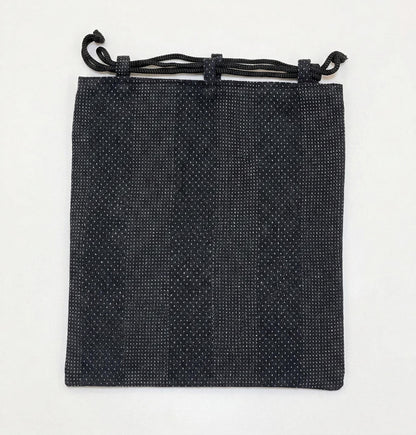 Unisex Tabi Socks (White/ Black): Traditional Japanese Split-Toe Kimono Socks (EU32-EU46), with Drawstring Bag, Tabi Gift Set