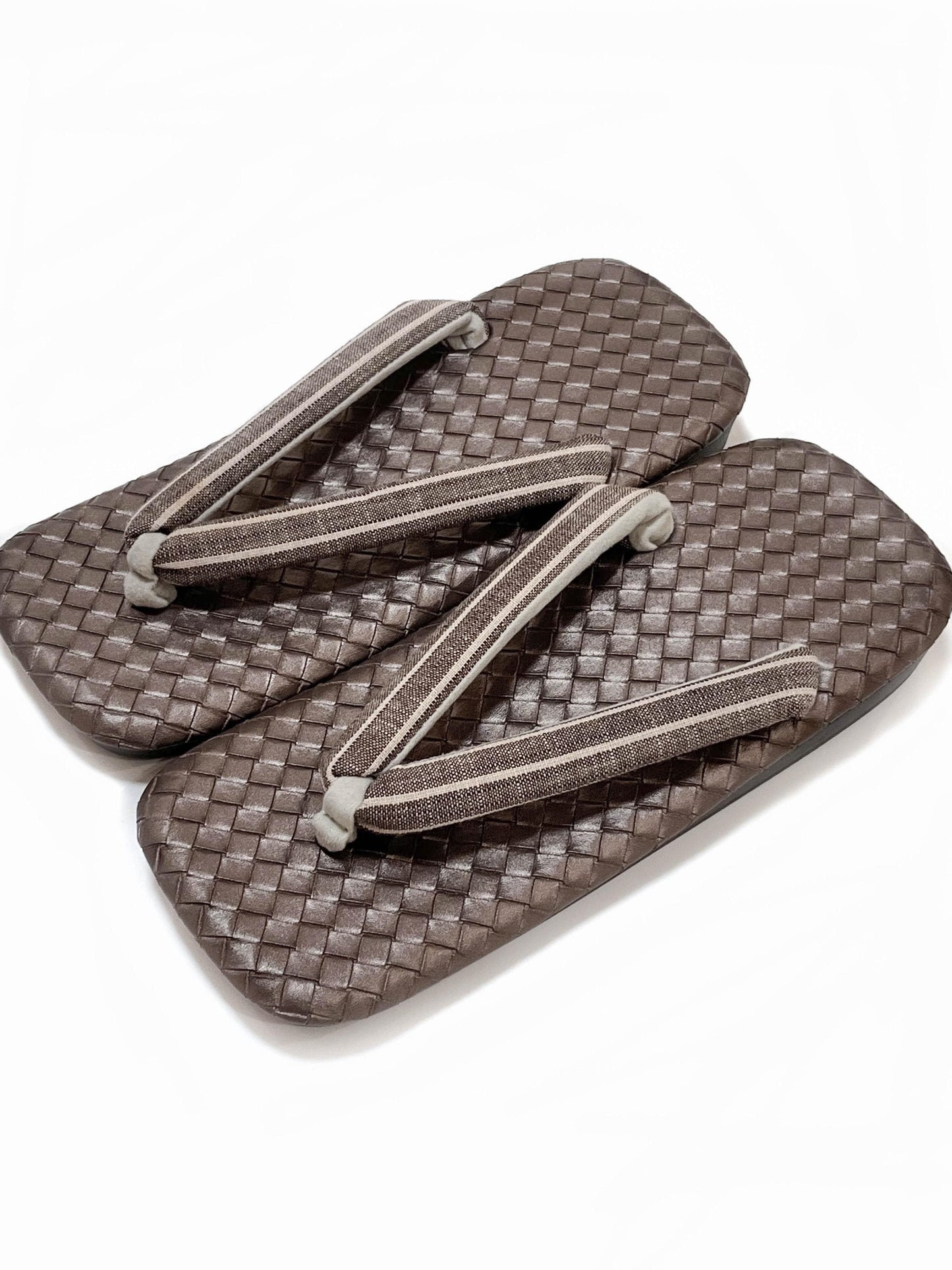 Japanese Setta Sandals (Cool Greyish Brown), Haori Himo, Shingen bag: Men's Smart Casual Kimono/Yukata Accessory Gift Set