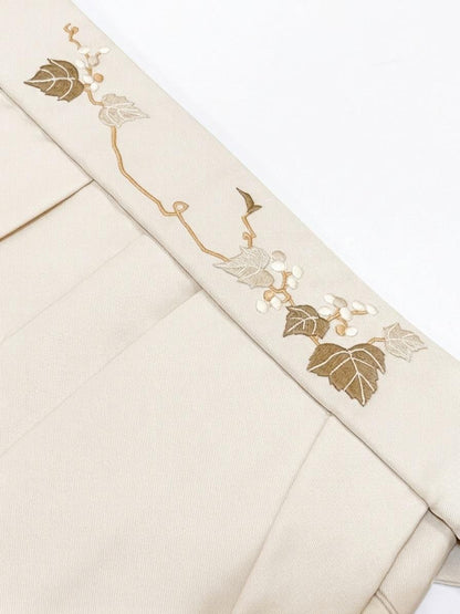 Hakama 3PCS Gift Set, Creamy White Traditional Hakama Skirt with Embrodiery, Koshi Himo, Floral Hair Accessory
