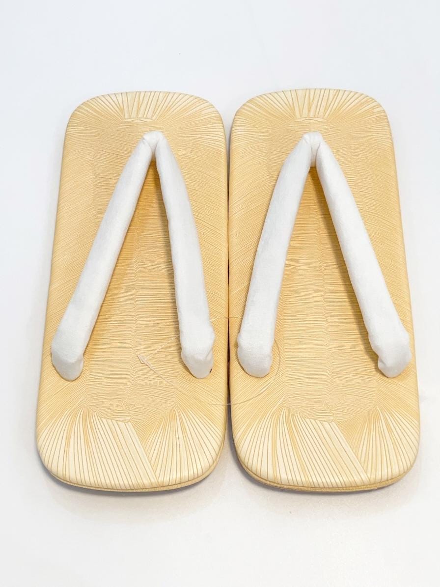 Men's White Straps Setta, Kimono Sandals, EU 39-49, with Tabi Socks and Kinchaku Bag, Men's Kimono Accessory Gift Set